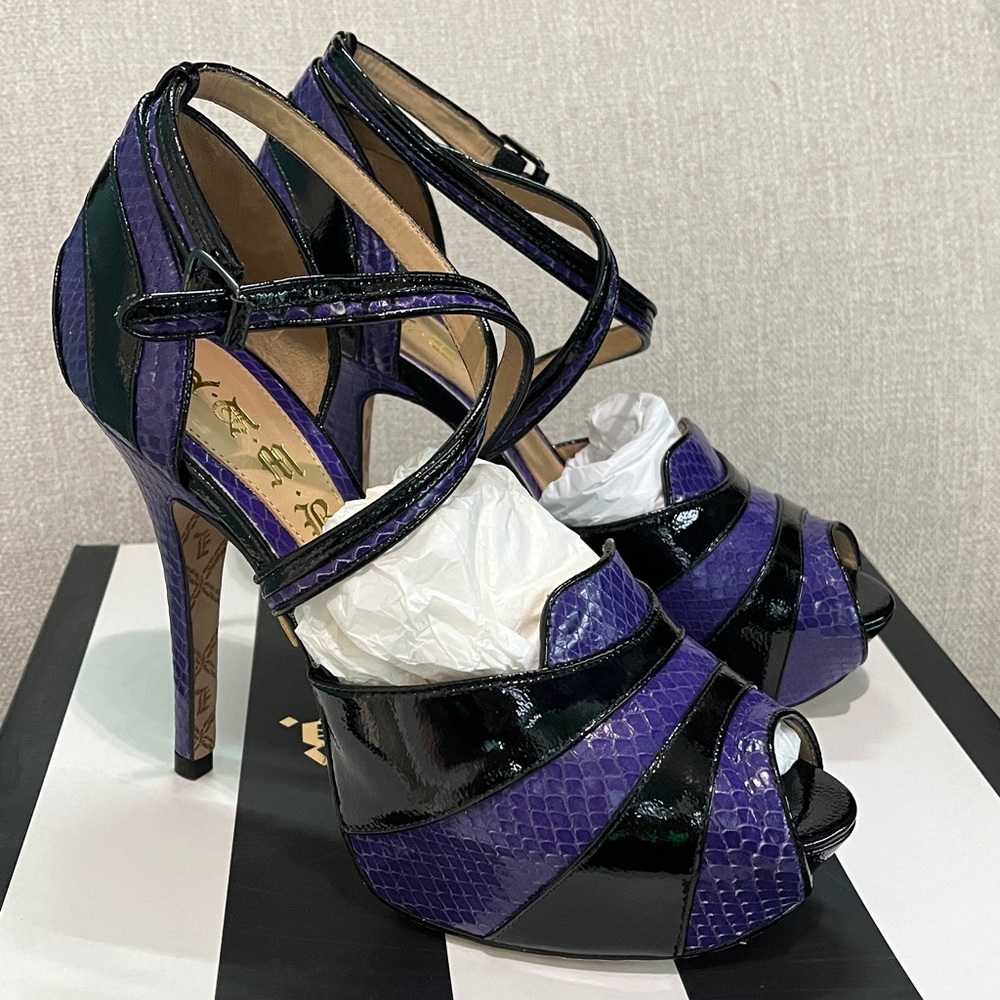 L.A.M.B. Women's Shoes (NIB)